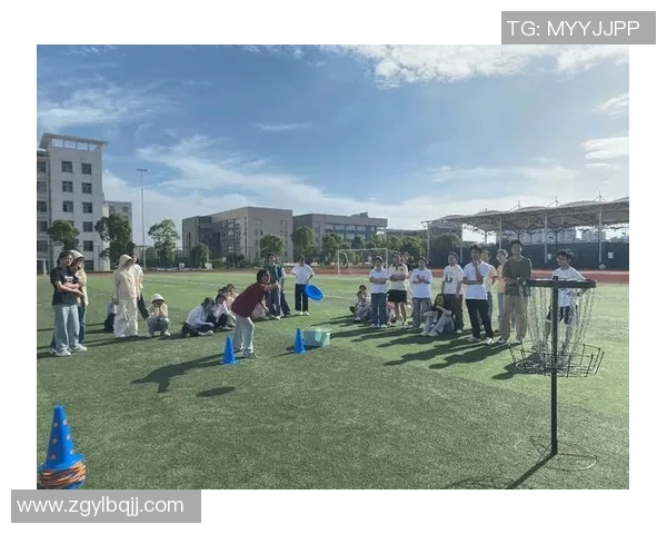 武汉飞盘队灵活性探秘：如何在比赛中展现团队协作与个人技巧