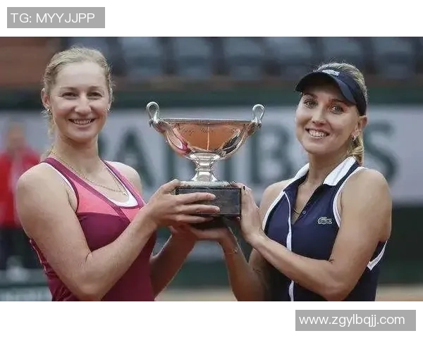 西安网球队崛起之路:从默默无闻到世界舞台的辉煌历程 西安网球队崛起之路:从默默无闻到世界舞台的辉煌历程